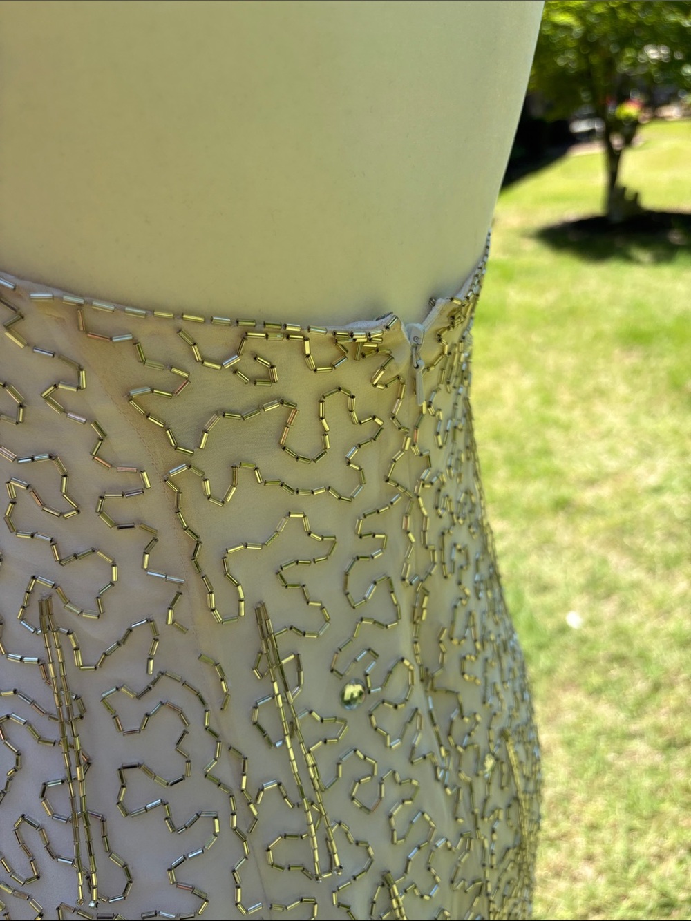 Vintage White Silk Beaded Halter Cocktail Dress Size 6 - Picture 10 of 15